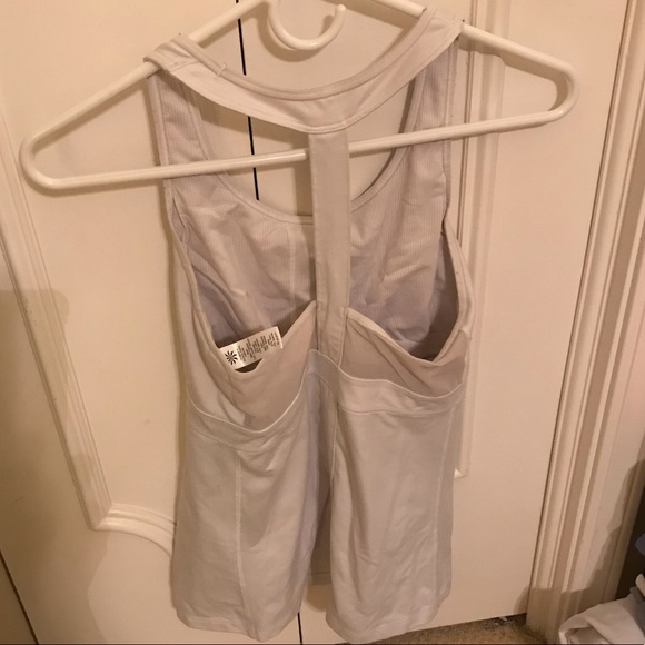 Athleta Workout Tank Top - Picture 2 of 3